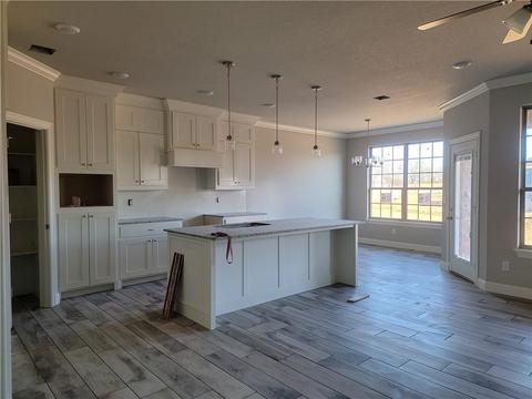 940 E Skyline Loop, Centerton, AR 72719 photo 6