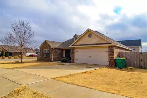 521 Spur Ln, Centerton, AR 72719 photo 2