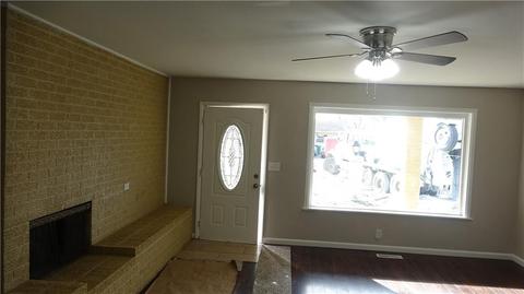 613 Henryetta St, Springdale, AR 72762 photo 5