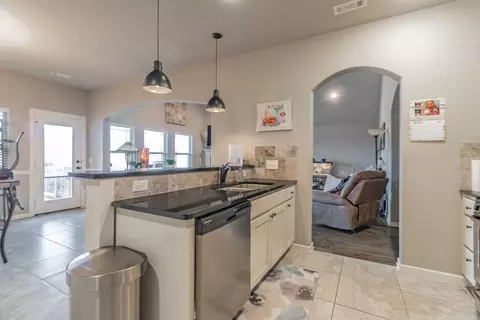 1740 Abbey Ln, Centerton, AR 72719 photo 8