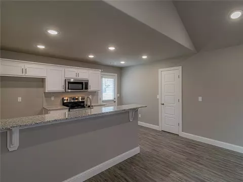 507 E Wire Ridge Dr, Rogers, AR 72758 photo 9
