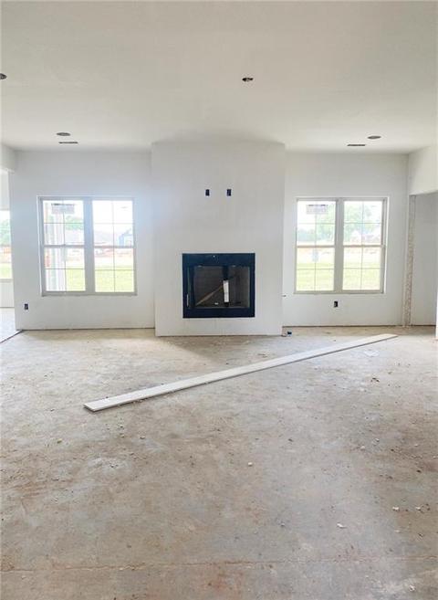 1150 Lyon Loop, Springdale, AR 72764 photo 3