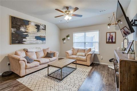1620 Edinburgh Dr, Centerton, AR 72719 photo 4
