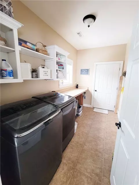 126 Hoss St, Centerton, AR 72719 photo 6