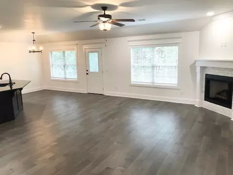 1481 Counts Dr, Springdale, AR 72764 photo 3