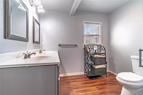 117 Jackson St, Lowell, AR 72745 photo 9