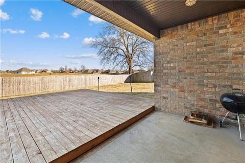 519 Thrush St, Lowell, AR 72745 photo 17