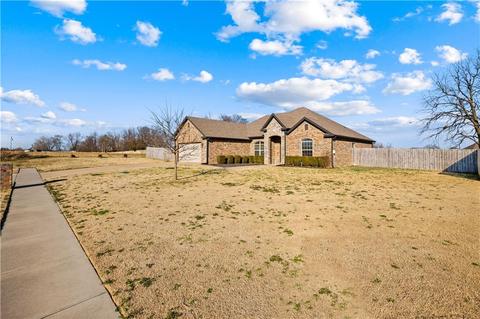 519 Thrush St, Lowell, AR 72745 photo 2