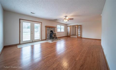 17857 Broadview Dr, Springdale, AR 72764 photo 3