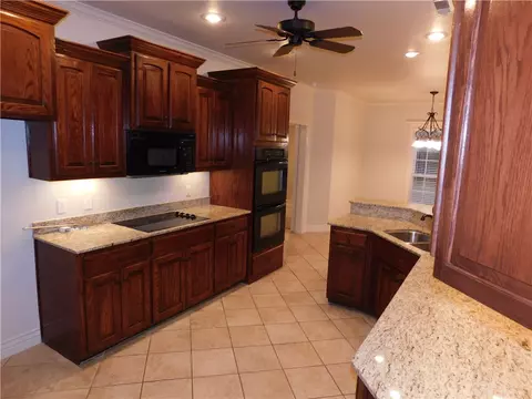 3875 Pasofino Loop, Springdale, AR 72764 photo 8