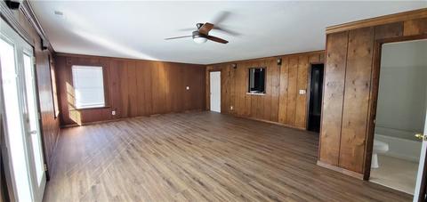 736 Holcomb St, Springdale, AR 72764 photo 8