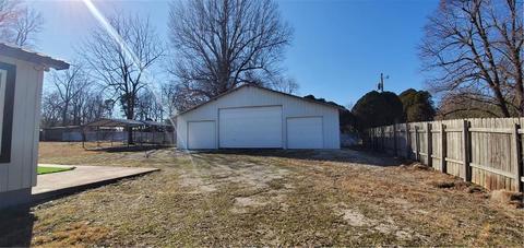 736 Holcomb St, Springdale, AR 72764 photo 14