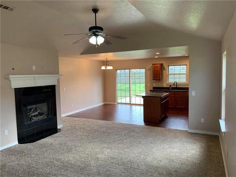 1027 Maddy St, Elkins, AR 72727 photo 2