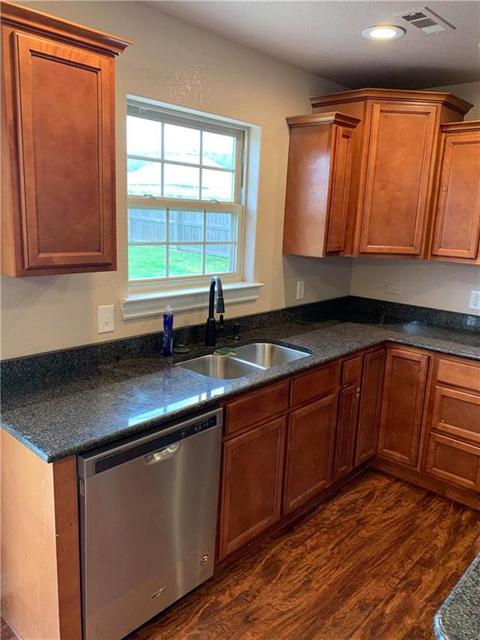 1027 Maddy St, Elkins, AR 72727 photo 5