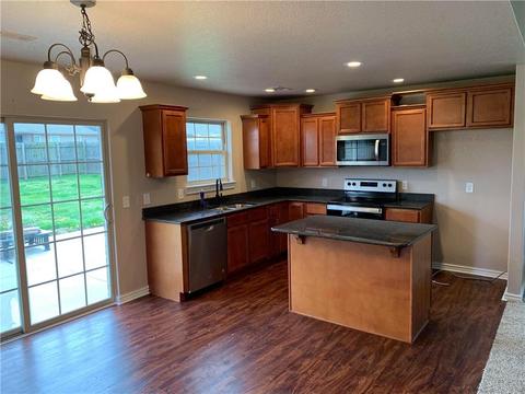 1027 Maddy St, Elkins, AR 72727 photo 3