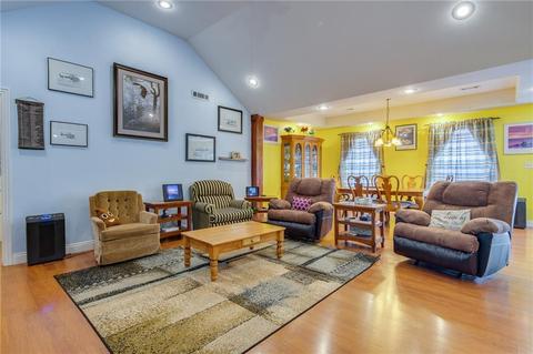 145 Pleasant St, West Fork, AR 72774 photo 4
