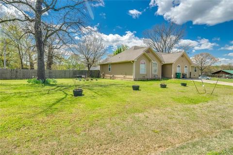 145 Pleasant St, West Fork, AR 72774 photo 2
