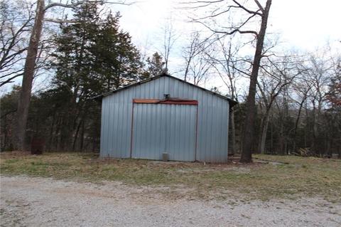 83 Duncan Ln, Pineville, MO 64856 photo 2