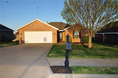 652 Olivia Ln, Centerton, AR 72719 photo 1
