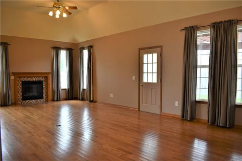 108 Penzance, Monett, MO 65708 photo 5