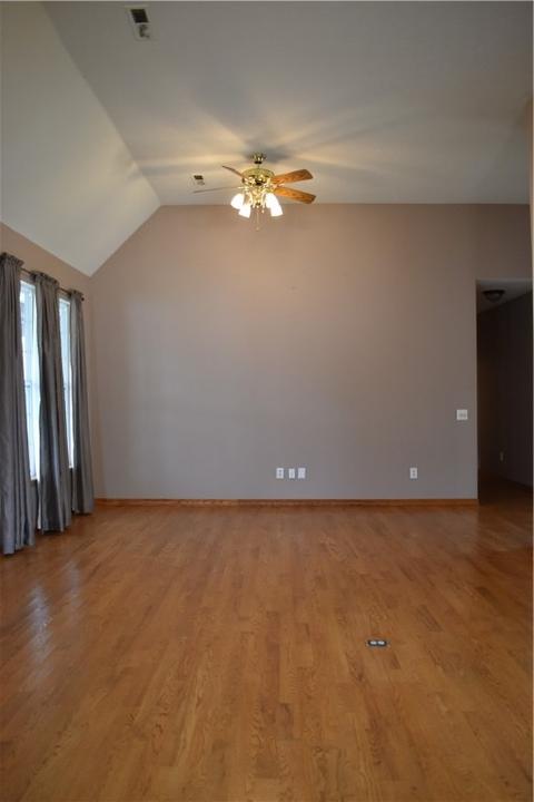 108 Penzance, Monett, MO 65708 photo 27