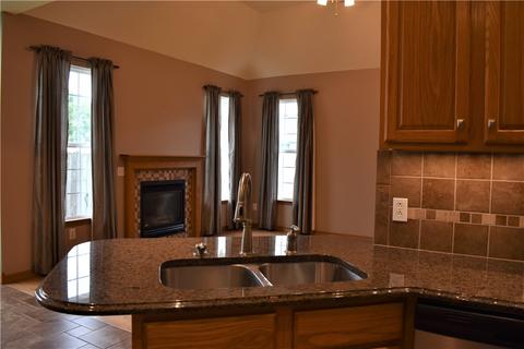 108 Penzance, Monett, MO 65708 photo 23