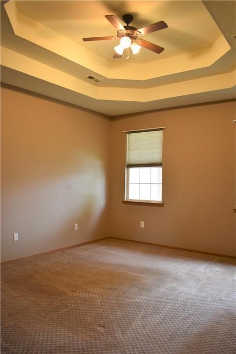 108 Penzance, Monett, MO 65708 photo 8