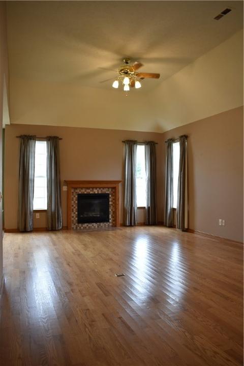 108 Penzance, Monett, MO 65708 photo 28