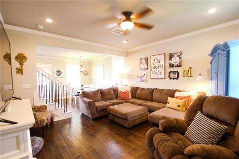 690 Edens Ct, Centerton, AR 72719 photo 3
