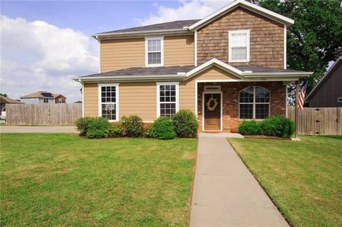 690 Edens Ct, Centerton, AR 72719 photo 1