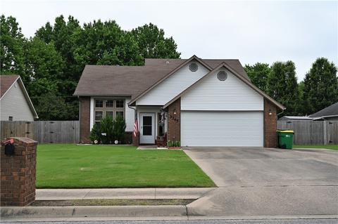 3345 Ryan St, Springdale, AR 72764 photo 1