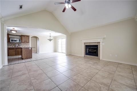 402 E Post Rd, Rogers, AR 72758 photo 5