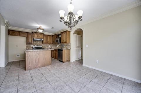 402 E Post Rd, Rogers, AR 72758 photo 10
