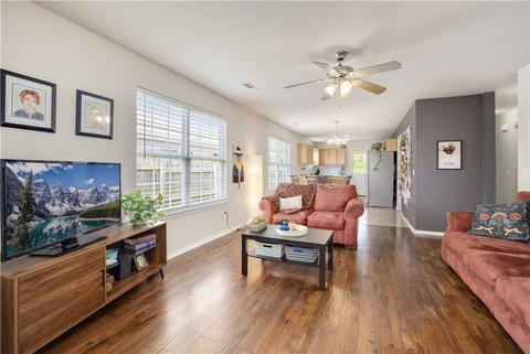 615 Cascade Cir, Springdale, AR 72764 photo 4