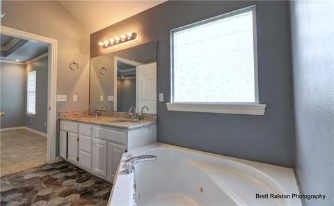 4413 Warwick Cv, Springdale, AR 72762 photo 17