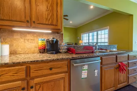 3581 W Glenbrook Loop, Springdale, AR 72764 photo 12