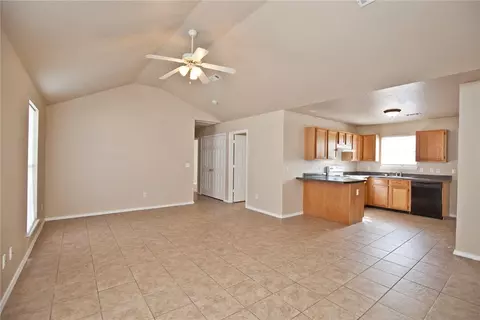 362 Cascade Cir, Springdale, AR 72764 photo 2