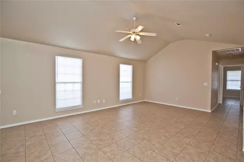 362 Cascade Cir, Springdale, AR 72764 photo 3