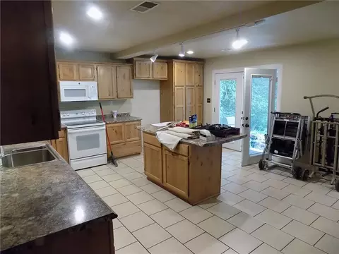 21615 Mackey Ln, Gentry, AR 72734 photo 13