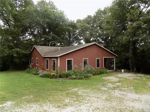 21615 Mackey Ln, Gentry, AR 72734 photo 1