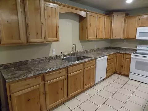 21615 Mackey Ln, Gentry, AR 72734 photo 12