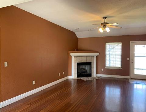520 Maplewood Dr, Centerton, AR 72719 photo 4