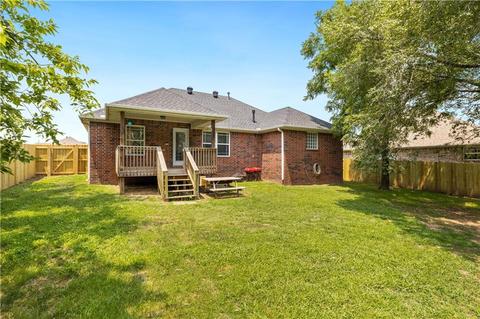 129 Brandons Loop, Springdale, AR 72762 photo 18