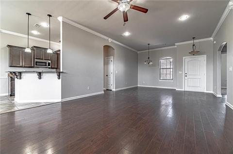 741 Tamarron Dr, Centerton, AR 72719 photo 2