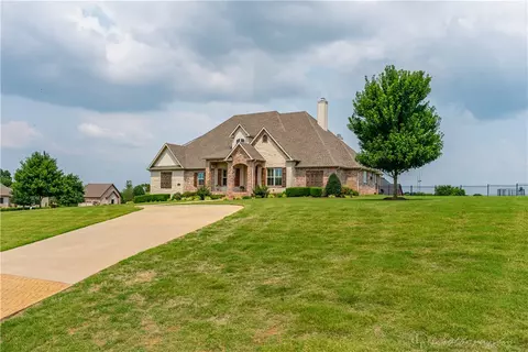 4634 Midnight Dr, Springdale, AR 72764 photo 2