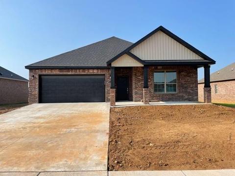 1021 E Skyline Loop, Centerton, AR 72719 photo 1