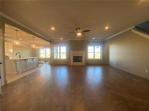 643 Lyon Loop, Springdale, AR 72764 photo 2