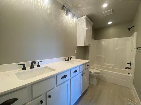 643 Lyon Loop, Springdale, AR 72764 photo 11