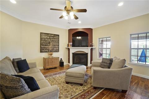 861 Walker St, Centerton, AR 72719 photo 4