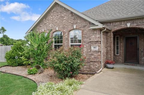 861 Walker St, Centerton, AR 72719 photo 2